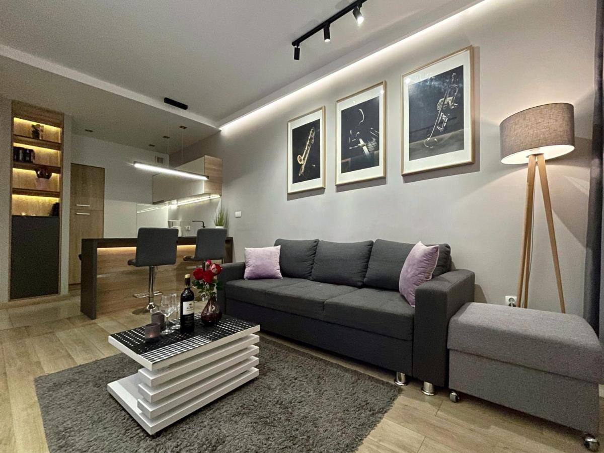 4Uapart-Apartment Suite Platan Grey Świnoujście Esterno foto